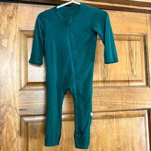 Kyte sleeper with zipper